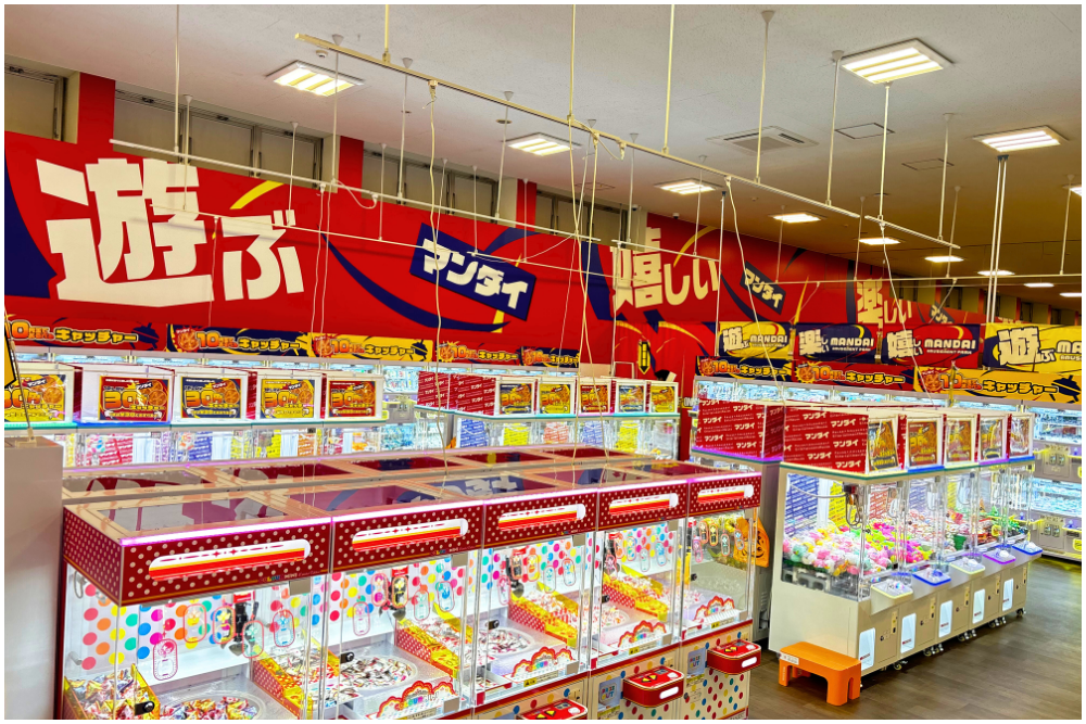 福岡初】売場1100坪の超巨大アミューズメントが誕生！万代トリアス久山